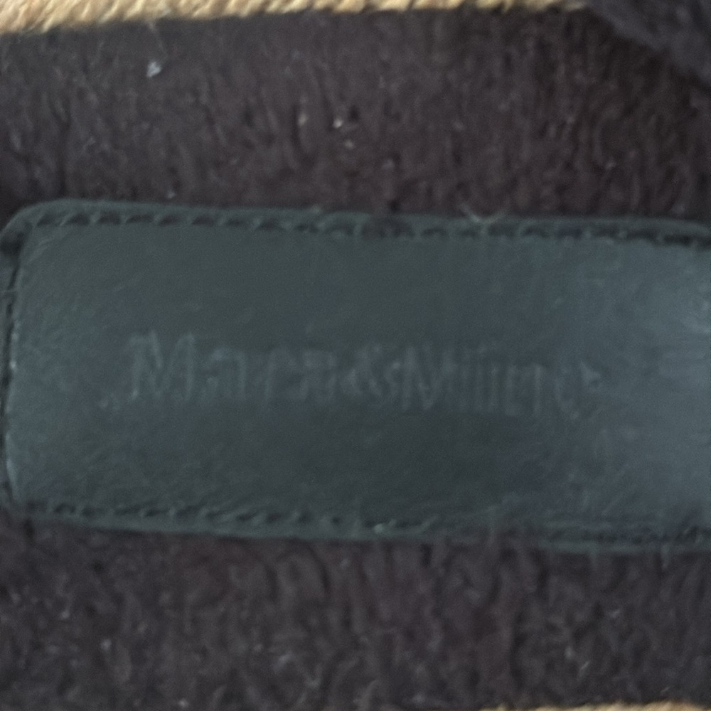 Mara & Mine Sandals - Picture 2 of 8